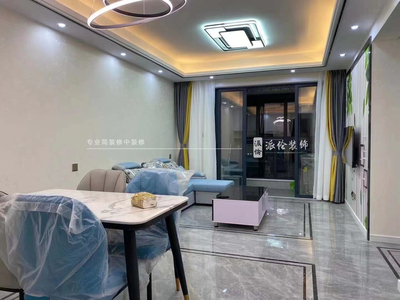 自住中裝：蕭山區(qū)5號(hào)線地鐵口郡望府夫妻自住裝修3室2衛(wèi)